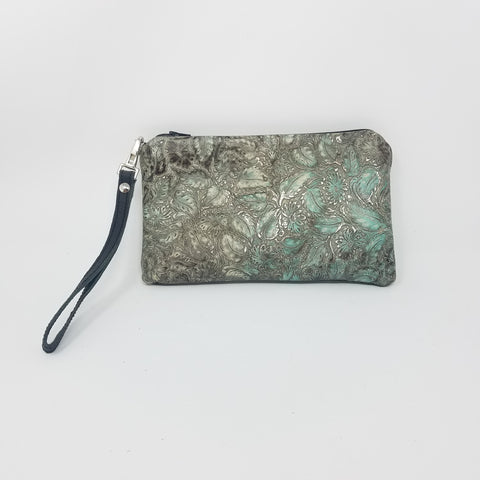 Wristlet